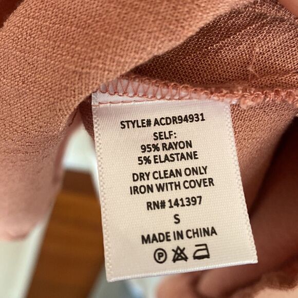 ASTR the Label Dusty Pink Sandy Mini Dress Size Small - Picture 9 of 13